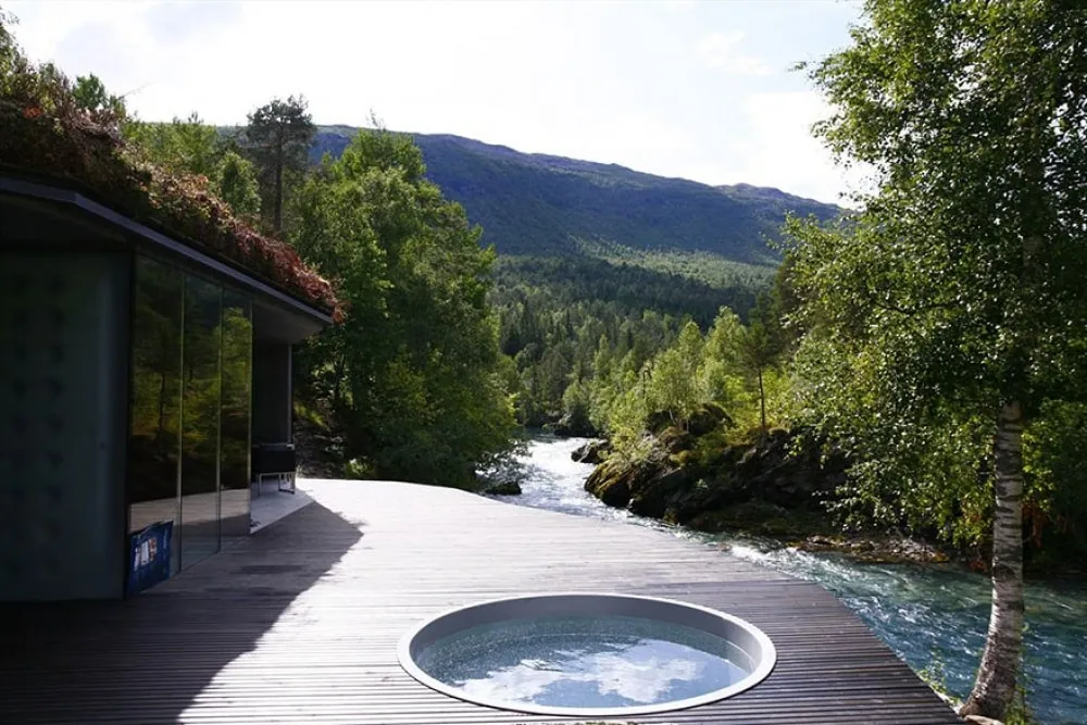 juvet-landscape-resort-norway-3