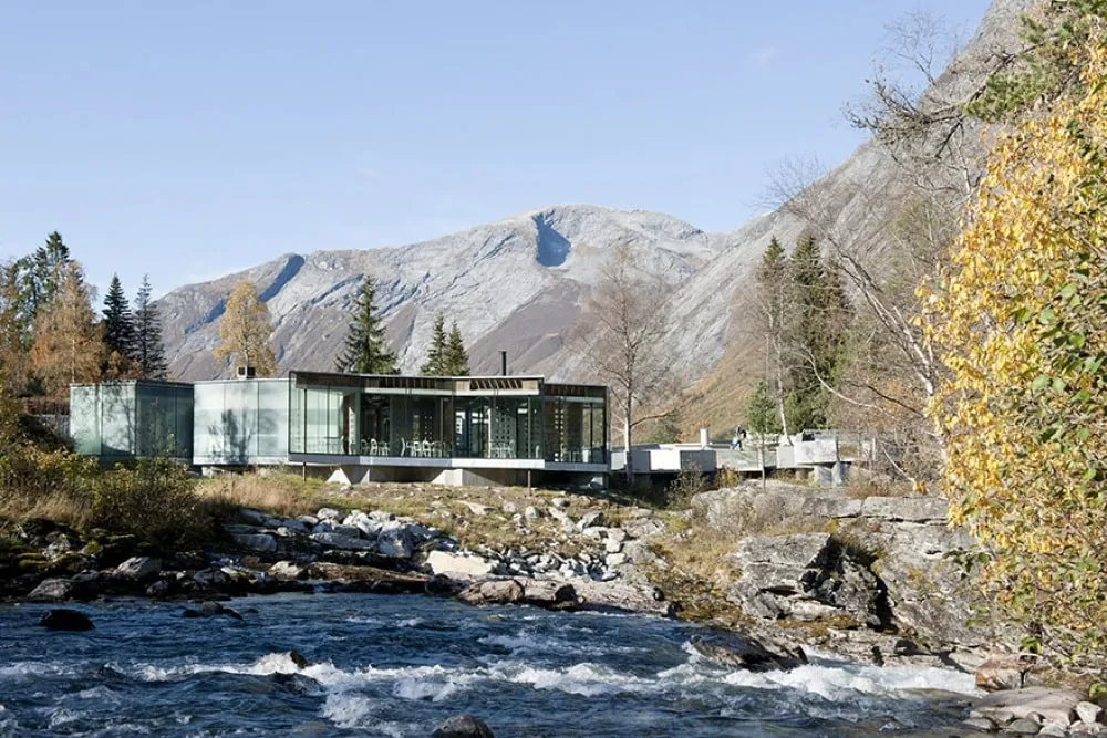 juvet-landscape-resort-norway2