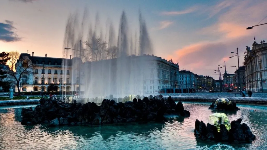 კარლსპლაცის მოედანი ვენაში