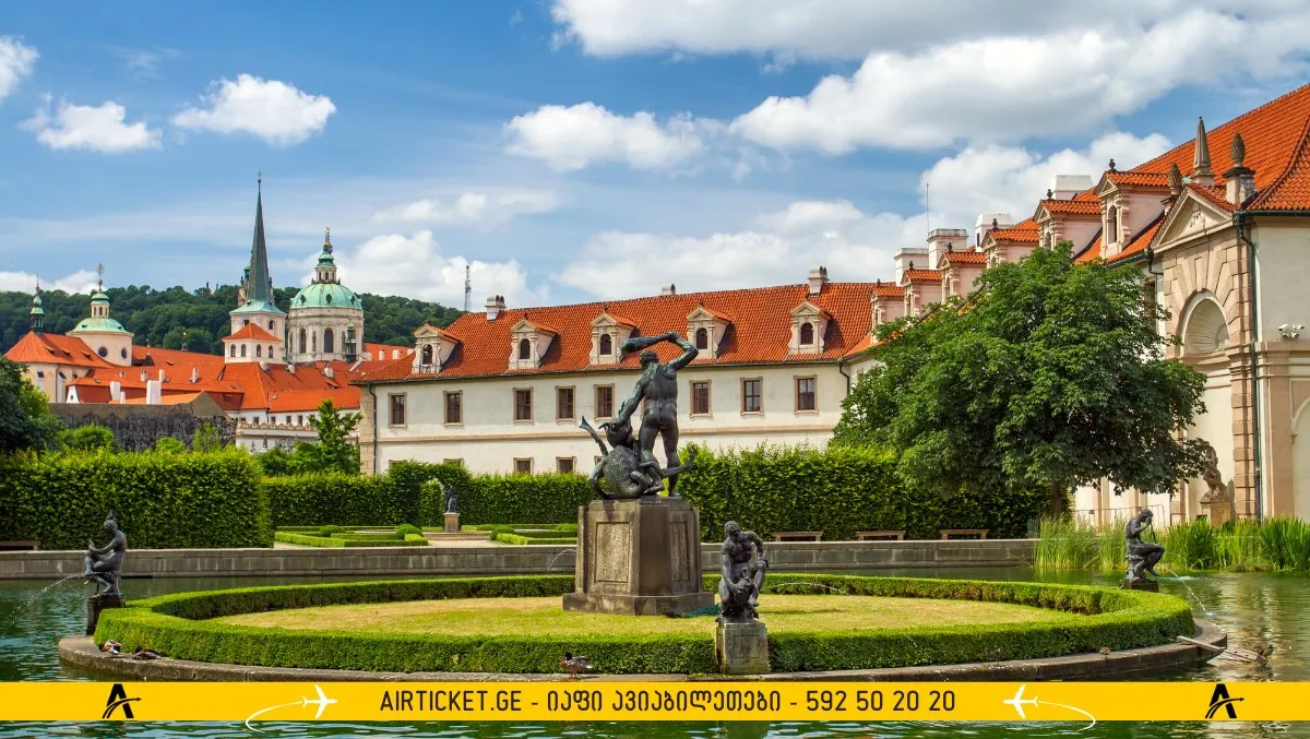 ვალენშტაინის სასახლე