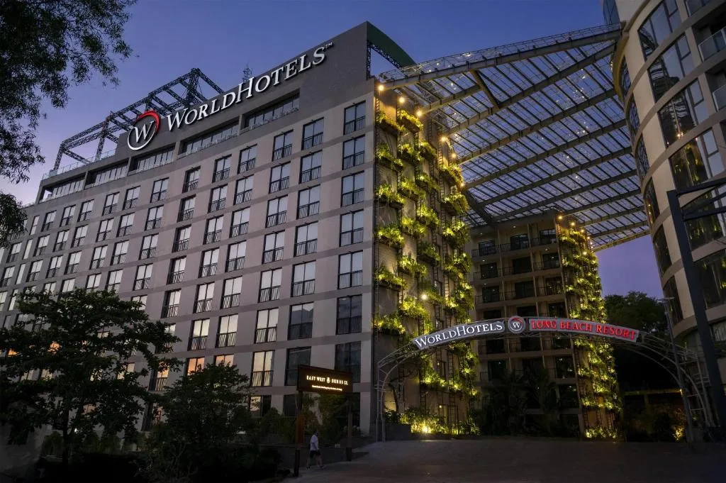  World Hotels Long Beach Resort Phu Quoc- 5*