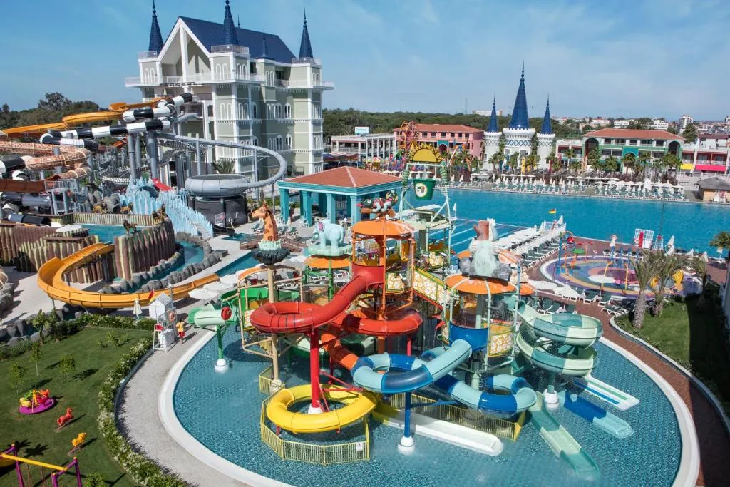  Granada Luxury Belek 5*