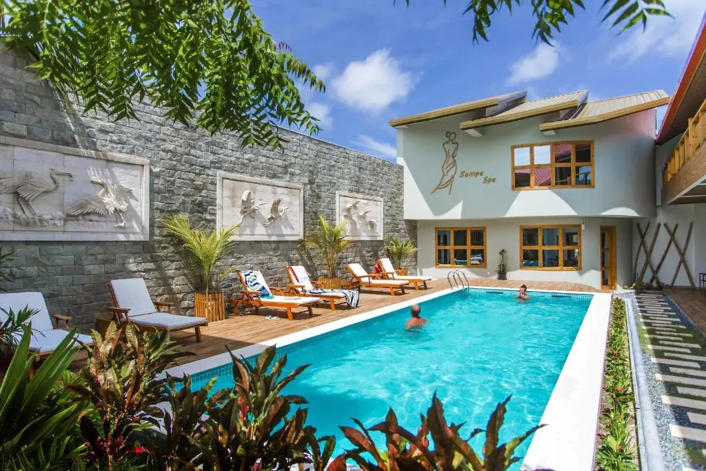  Kaani Village & Spa Guest House 