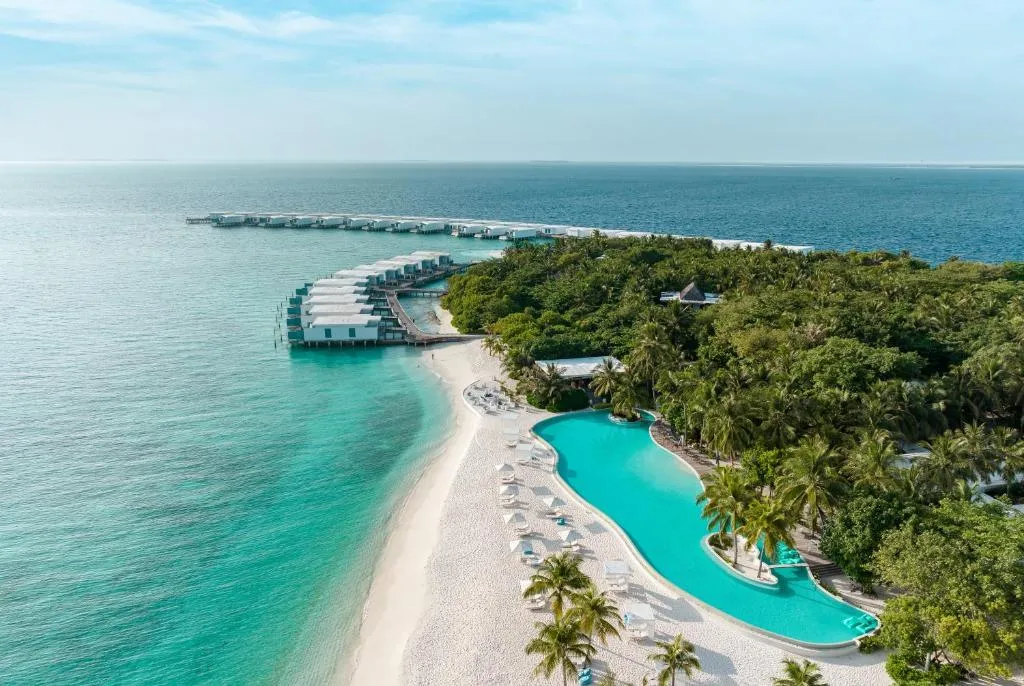  Amilla Maldives Resort and Residences 5* Deluxe 