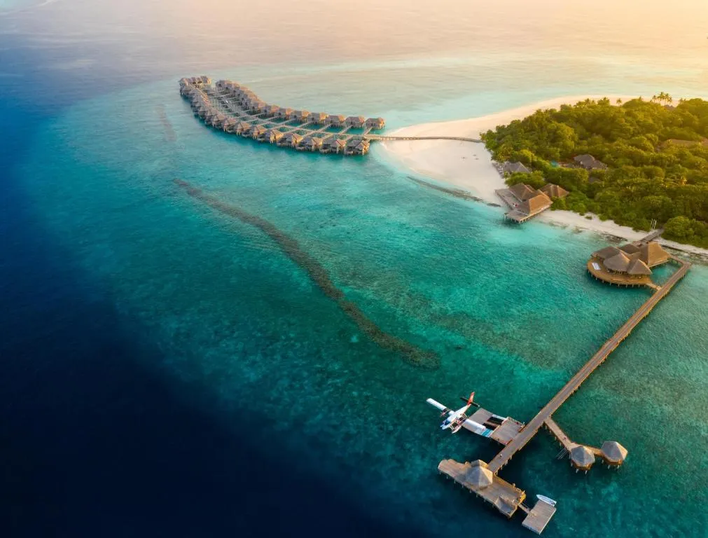  Ja Manafaru 5* Deluxe 