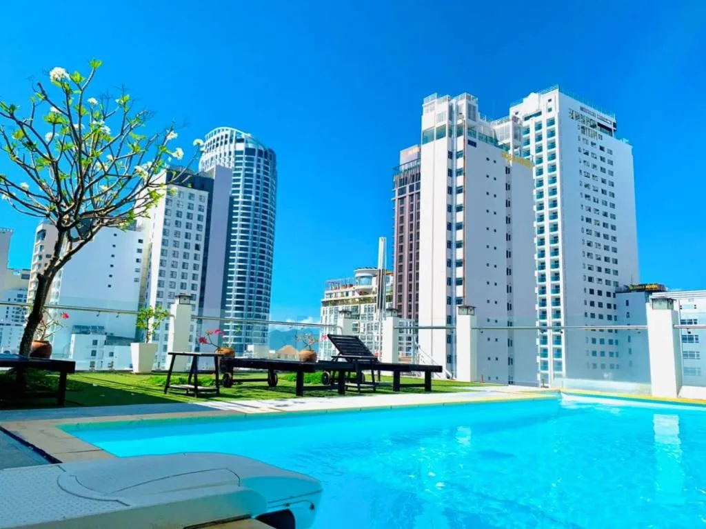  Edele Hotel 3*